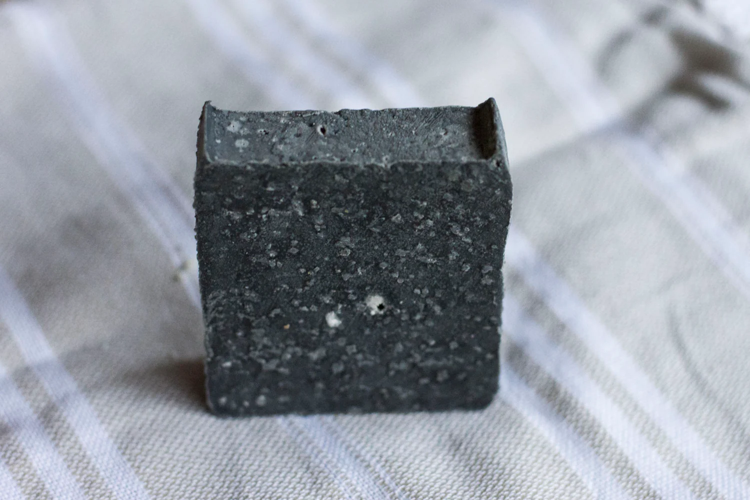 SOLIDSILK® ONYX - Facial Cleansing Bar - No Tox Life® - Image 7